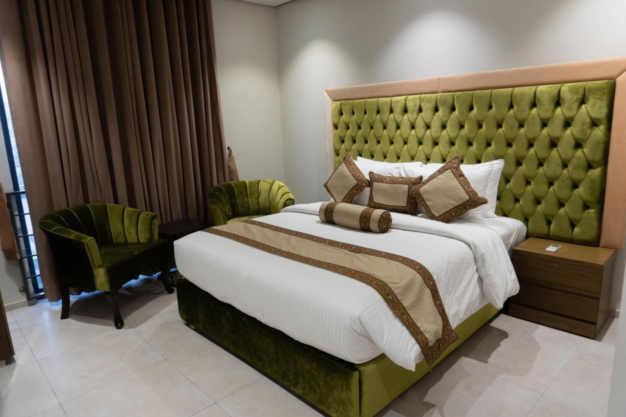 Trivelles Executive Suites Islamabad Exterior photo